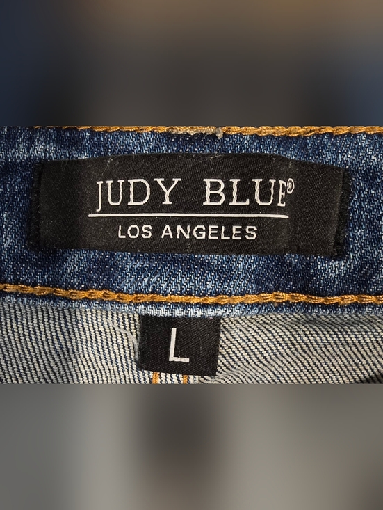 Judy Blue High Waisted Cut Off Shorts With Floral Print Size Large - Picture 3 of 7